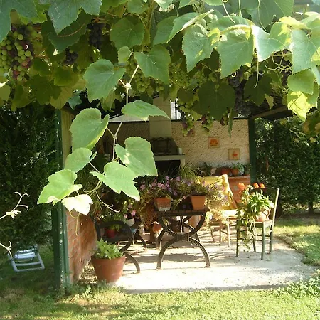 Bed & Breakfast Casa Manuelli Alessandria
